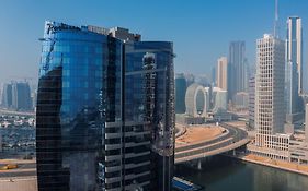 Radisson Blu Hotel, Dubai Canal View